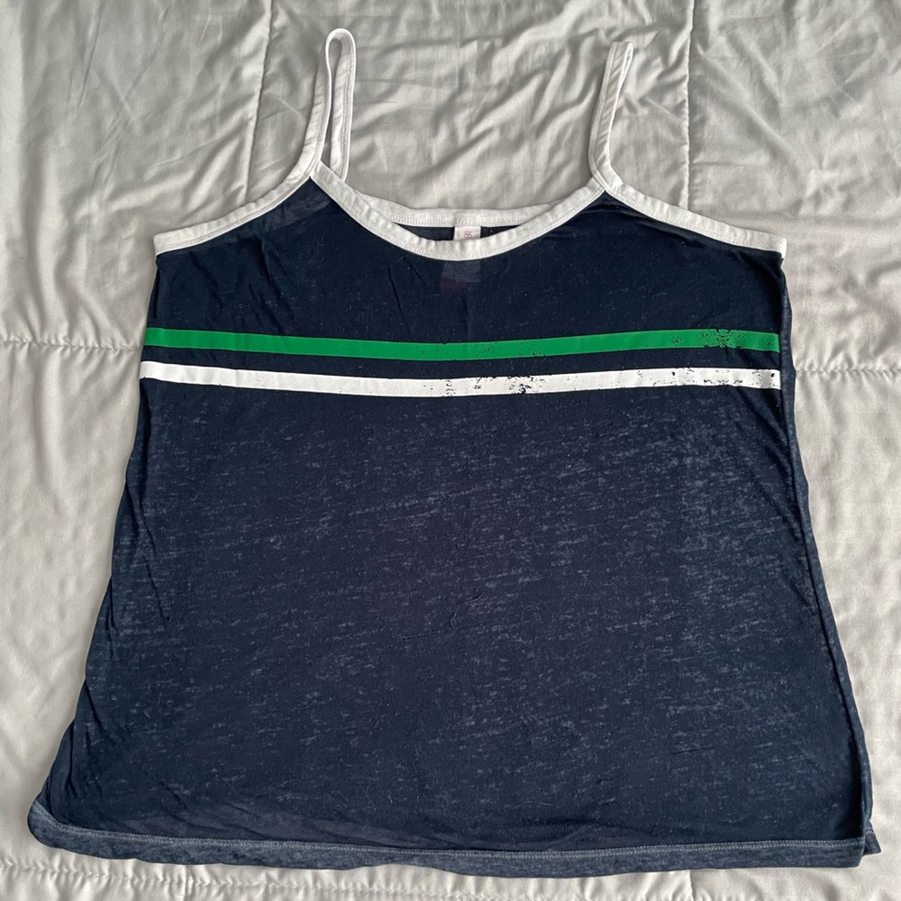 No boundaries sheer tank top size large